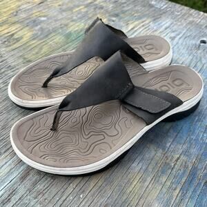 Bionica Women’s Size 8 Leather Adjustable Strap Sport Strap Black Sandals 475